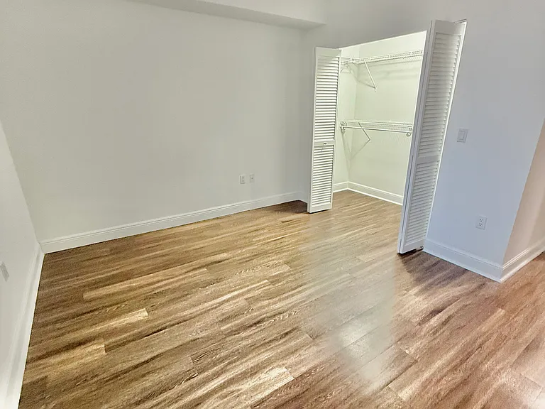 255 Evernia St #1011 — Photo 14