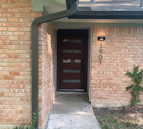 3rd image of 1907 Greenbrook Pkwy