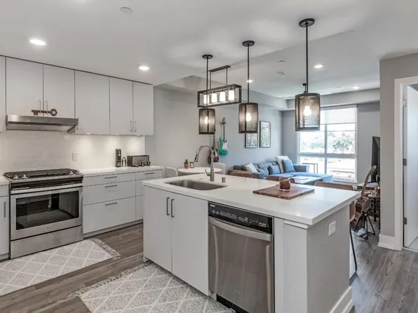 1048 Monroe Street #207, Santa Clara, CA 95050