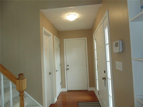 4th image of 2615 Watercrest Ct