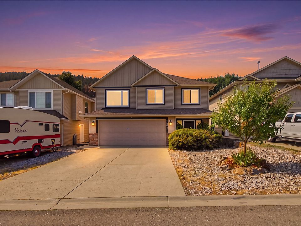 1st image of 1907 Snowberry Cres