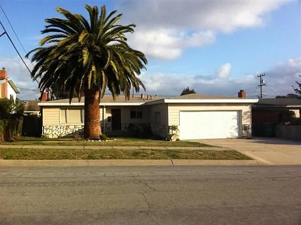 3196 Melanie Rd photo 1