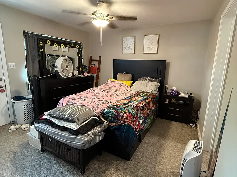 531 E Blacklidge Dr — Photo 8
