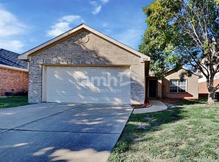 9728 Parkmere Dr, Fort Worth, TX 76108