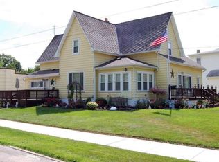 305 W 7th St, Marysville, OH 43040