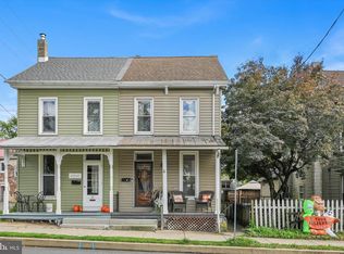 23 S 4th St, Denver, PA 17517