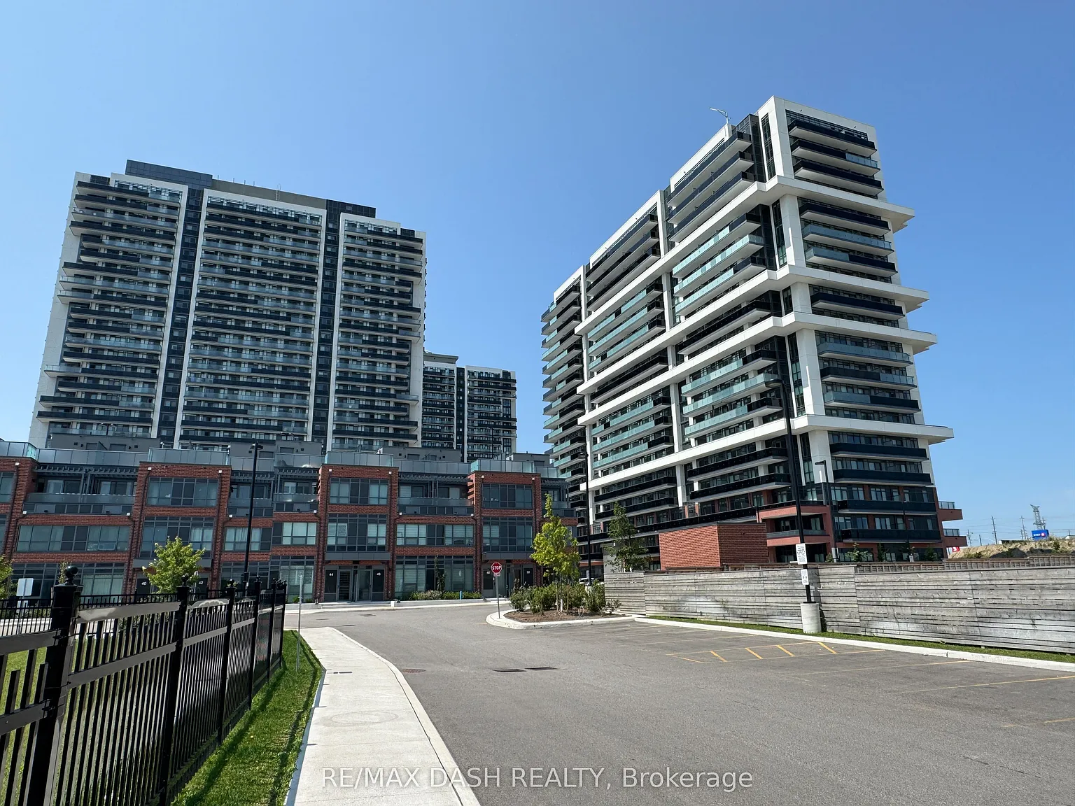 2 bed, $2,000 — Photo 1