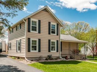 104 Taylor St, Newark, IL 60541