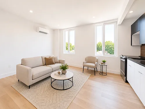 1629 Brooklyn Ave #7A Photo 1