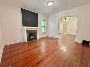 3944-46 Roanoke Road, Kansas City, MO 64111