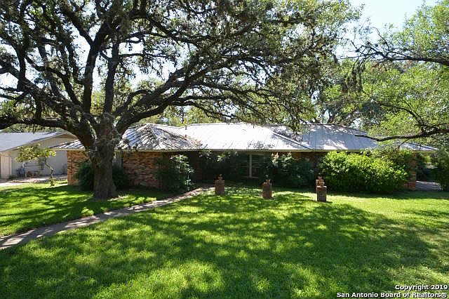 1st image of 147 Canyon Oaks Dr