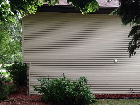 5th image of 5857 Meadowview Dr