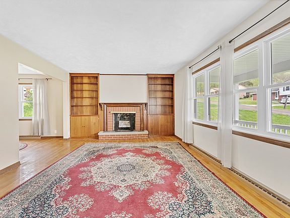 4th image of 170 Fairview Drive