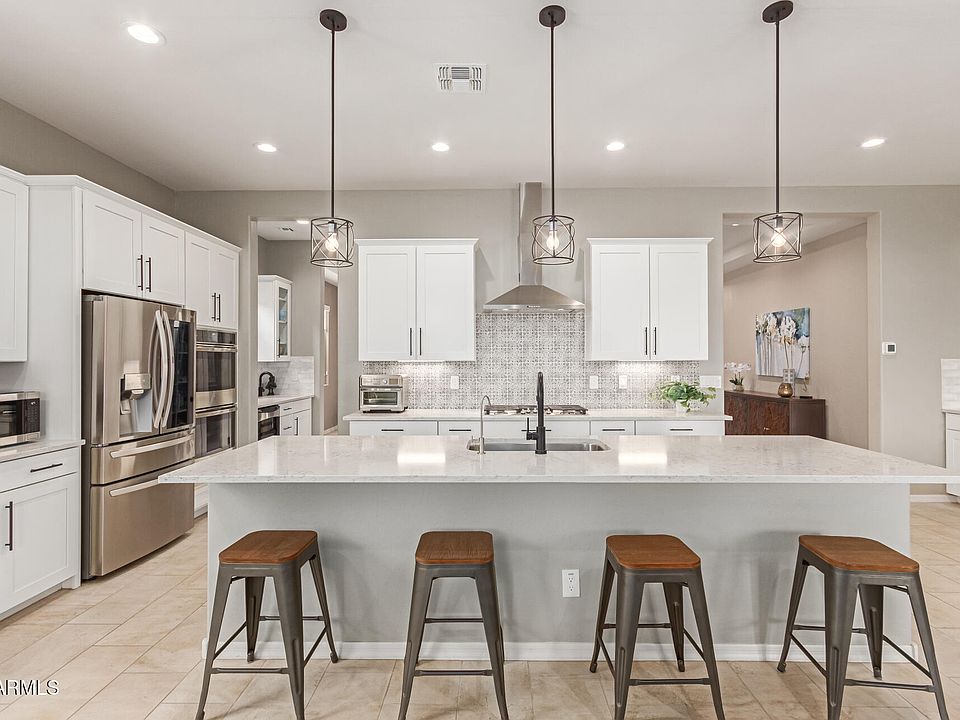 1st image of 2949 N ACACIA Way