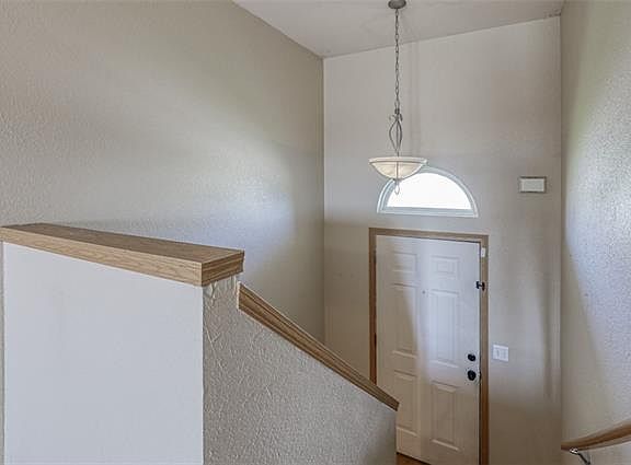 3rd image of 8619 N Mersington Ave