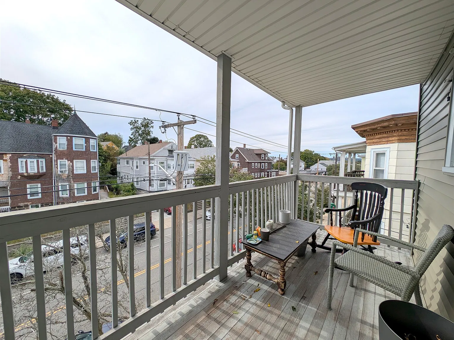 4 bed, 1500 sqft, $4,200 — Photo 2