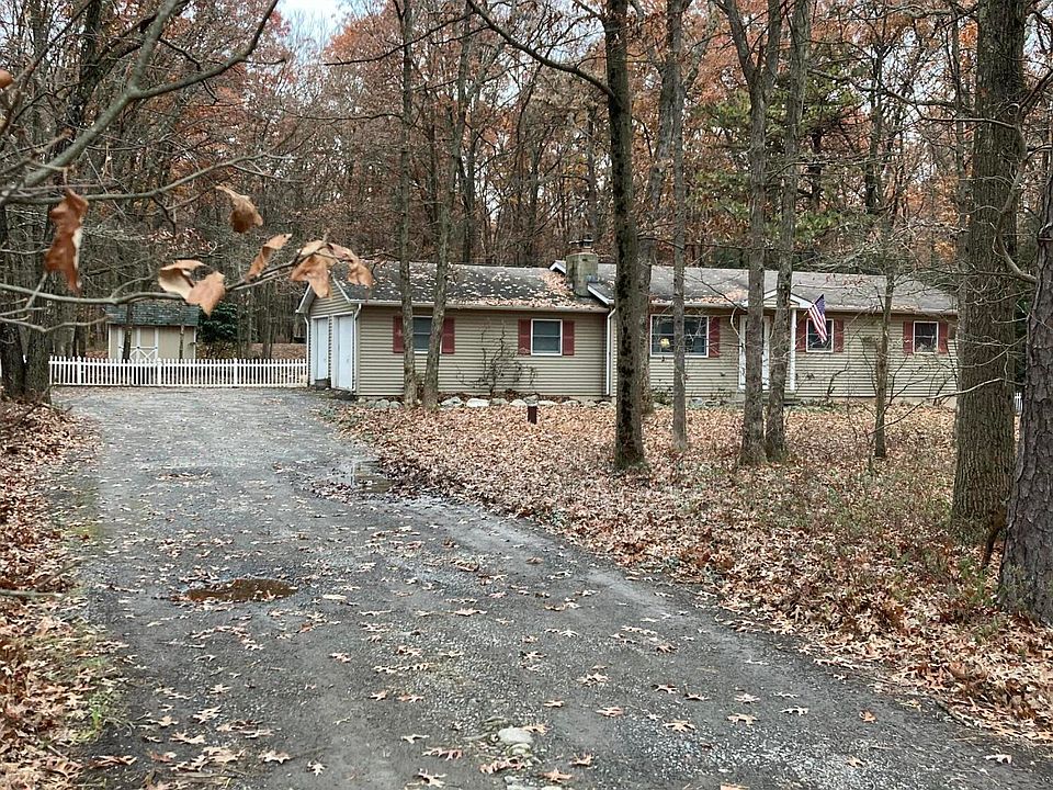 1381 N Rocky Mountain Dr, Effort, PA 18330 Zillow