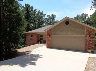 4 Bacton Ln, Bella Vista, AR 72714