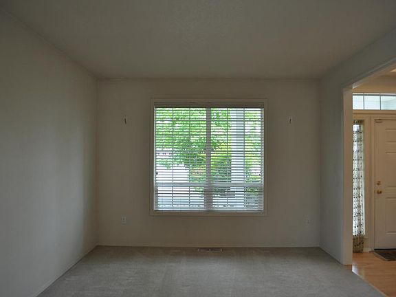 Living Room_05222013