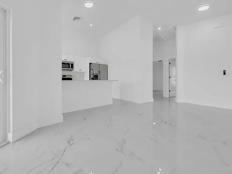 4675 Golfview Blvd #1 — Photo 3