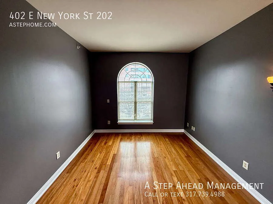 Building Photo - 402 E New York St #202