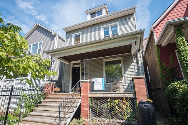2nd image of 3817 N Albany Ave #2