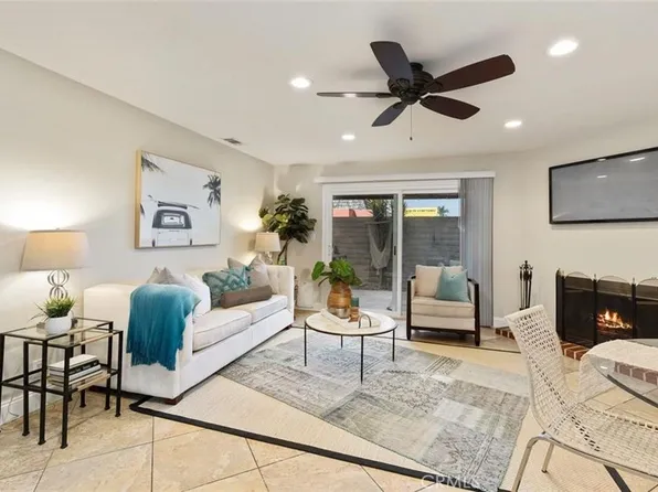 3139 E Chapman Ave APT 1B, Orange, CA 92869