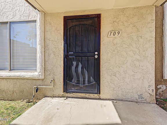 4th image of 7126 N 19TH Avenue #109