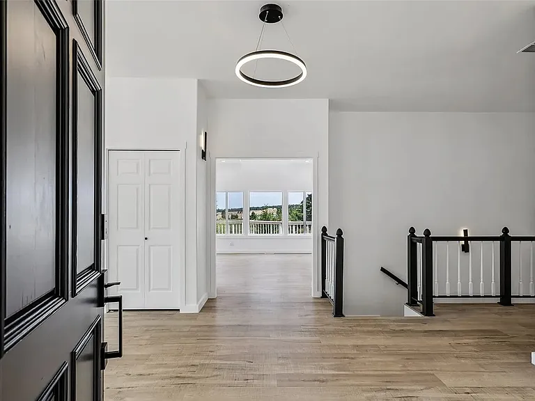 2805 Chambers Bay Dr — Photo 29