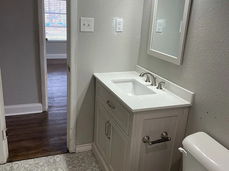 613 S Andrews Ave — Photo 18