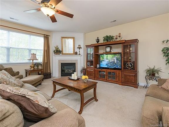 5th image of 1414 Skyler Dr