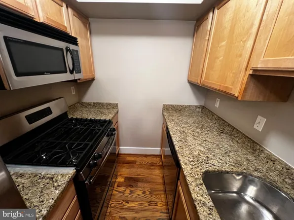 2615 4th St NE APT 105, Washington, DC 20002
