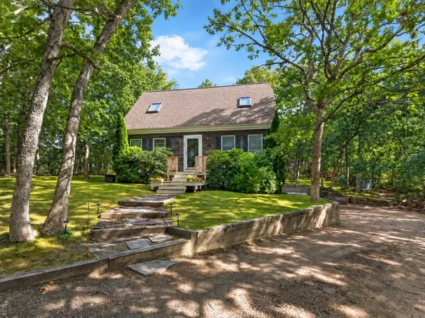 4 Farm Way, Edgartown, MA 02539