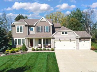 375 Shinnecock Dr, Brighton, MI