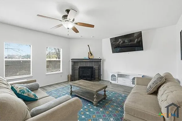 1410 Katie Lynch Dr — Photo 6