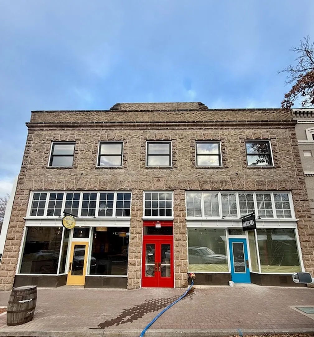 Building Photo - Bond St., 1033 NW - 01033-BOND