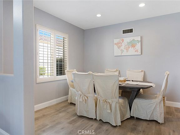 5th image of 205 Cherrybrook Ln
