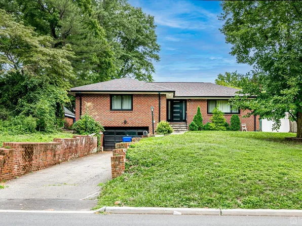 319 Chain O Hills Rd, Colonia, NJ 07067