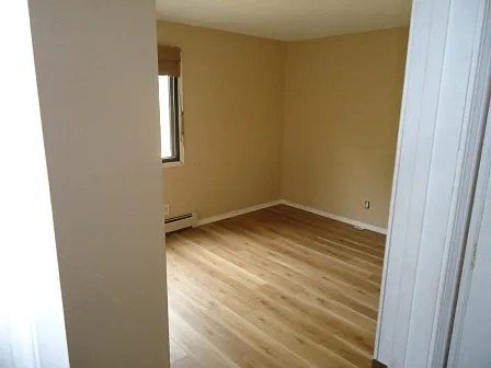 4 Pine Tree Dr #221 — Photo 15