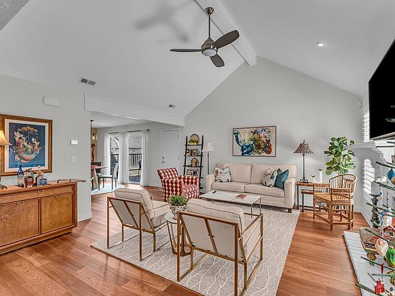 5th image of 4013 Vintage Ct