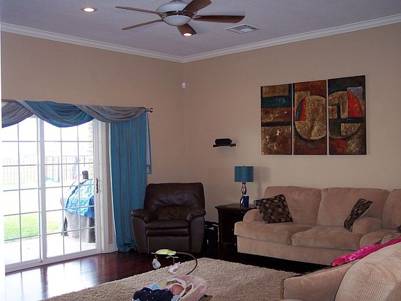 4th image of 7433 Buckskin Dr