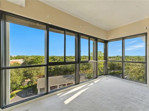 900 Arbor Lake DR #9-501, NAPLES, FL 34110