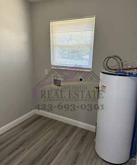 5045 Georgetown Rd NW — Photo 8
