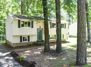 10605 White Rabbit Rd, North Chesterfield, VA 23235