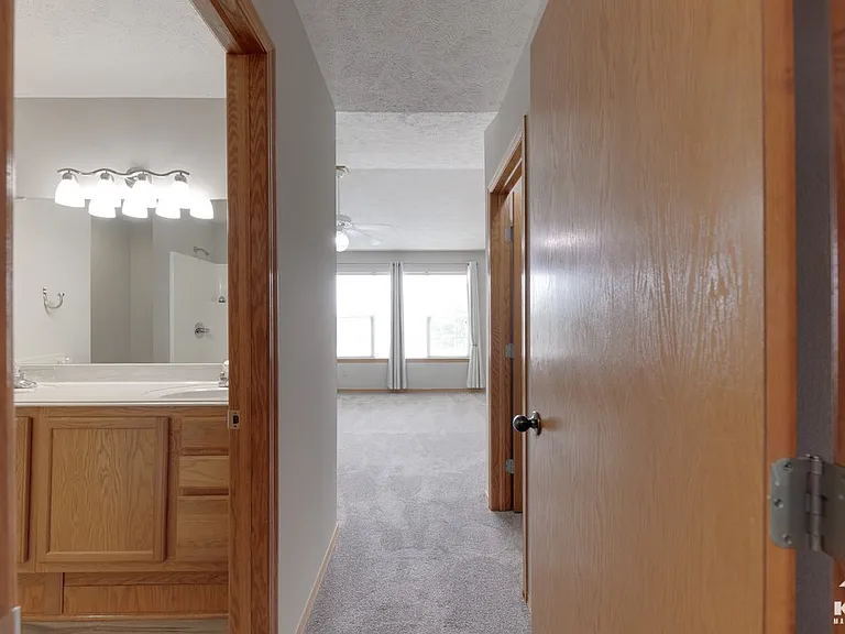511 N Bristol Ct #A — Photo 11