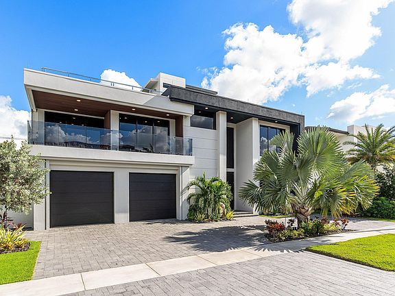 2nd image of 245 NE 6th Court