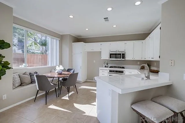 9463 Compass Point Dr S — Photo 11