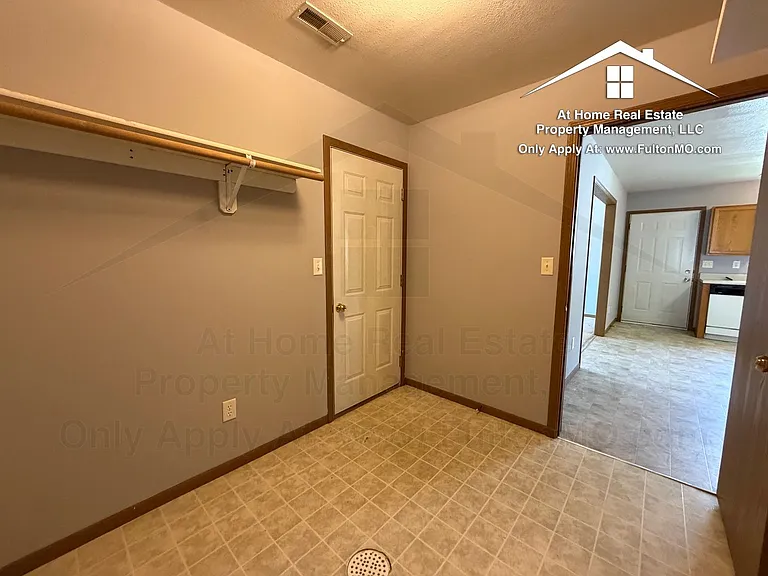 427429 Sabre Cir — Photo 26
