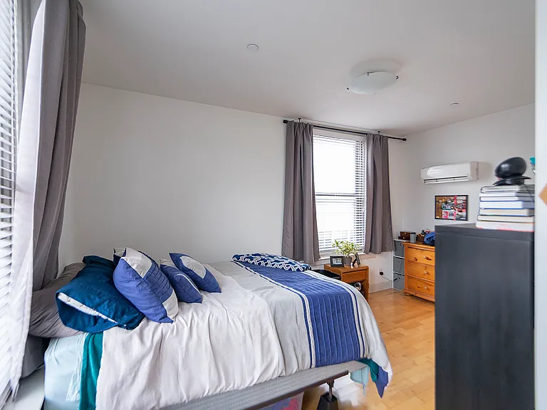 Queen Village Lofts — Photo 27
