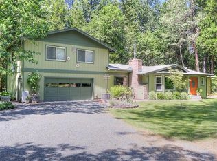 4466 Azalea Dr, Grants Pass, OR 97526